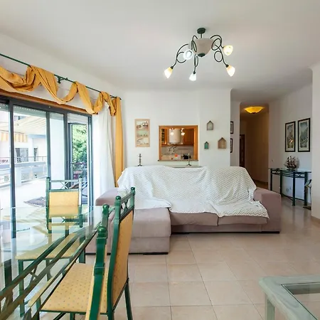 Lejlighed C03 - Avenue Backstreet Flat *