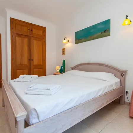 Appartement C03 - Avenue Backstreet Flat Lagos